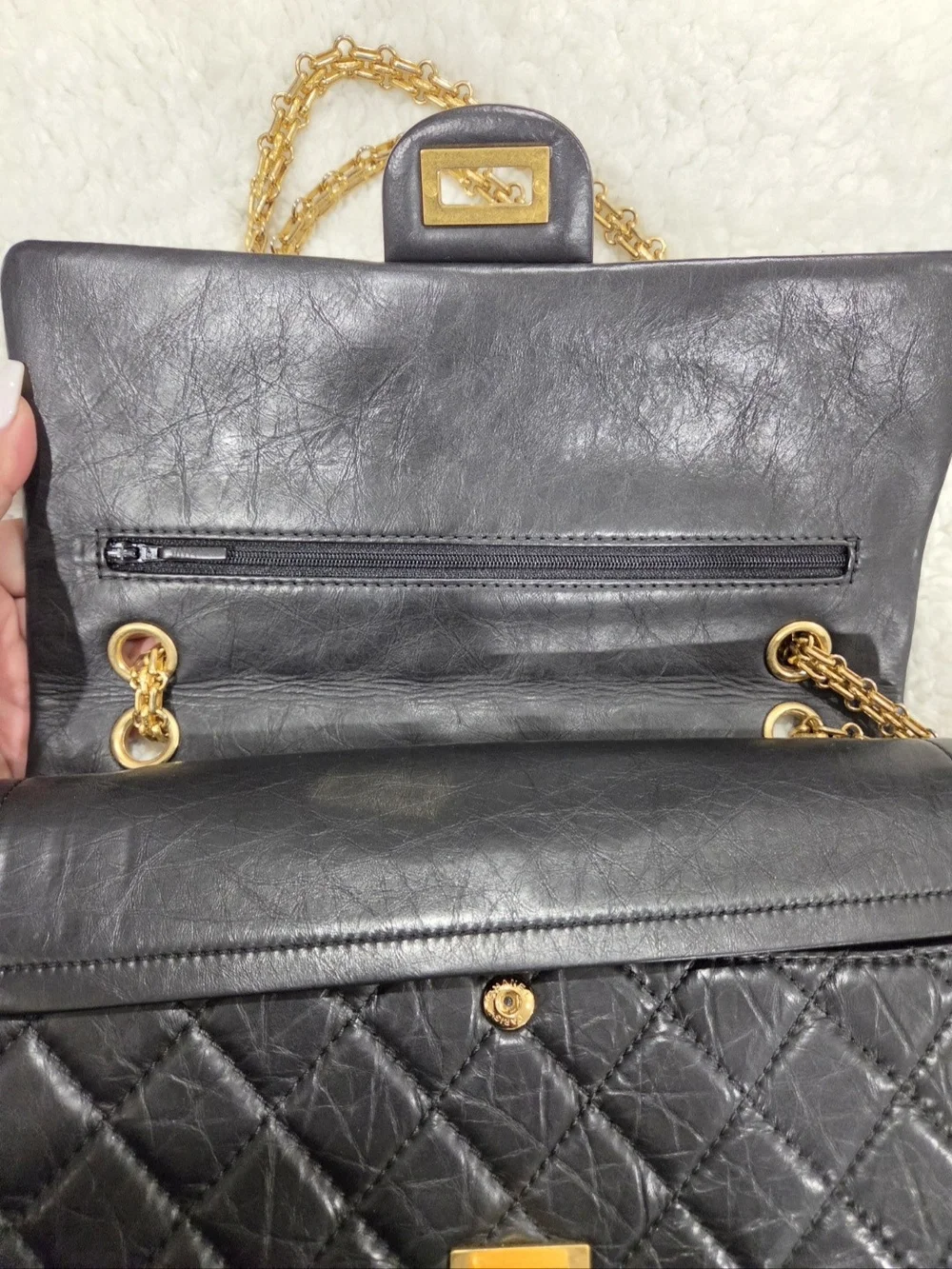 CHANEL gorgeous reissue